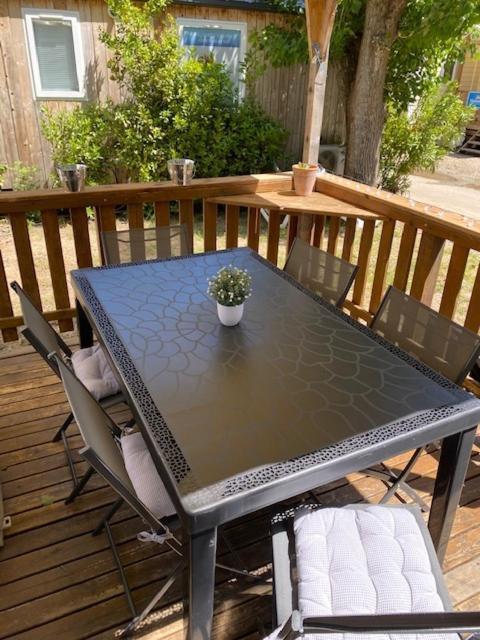 Holiday Prairies Mobile Home Grimaud Exterior foto